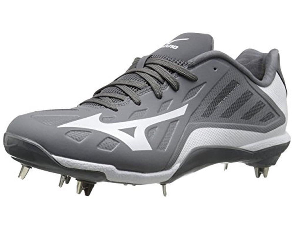 Mizuno 9-Spike Heist IQ Low Metal Cleats