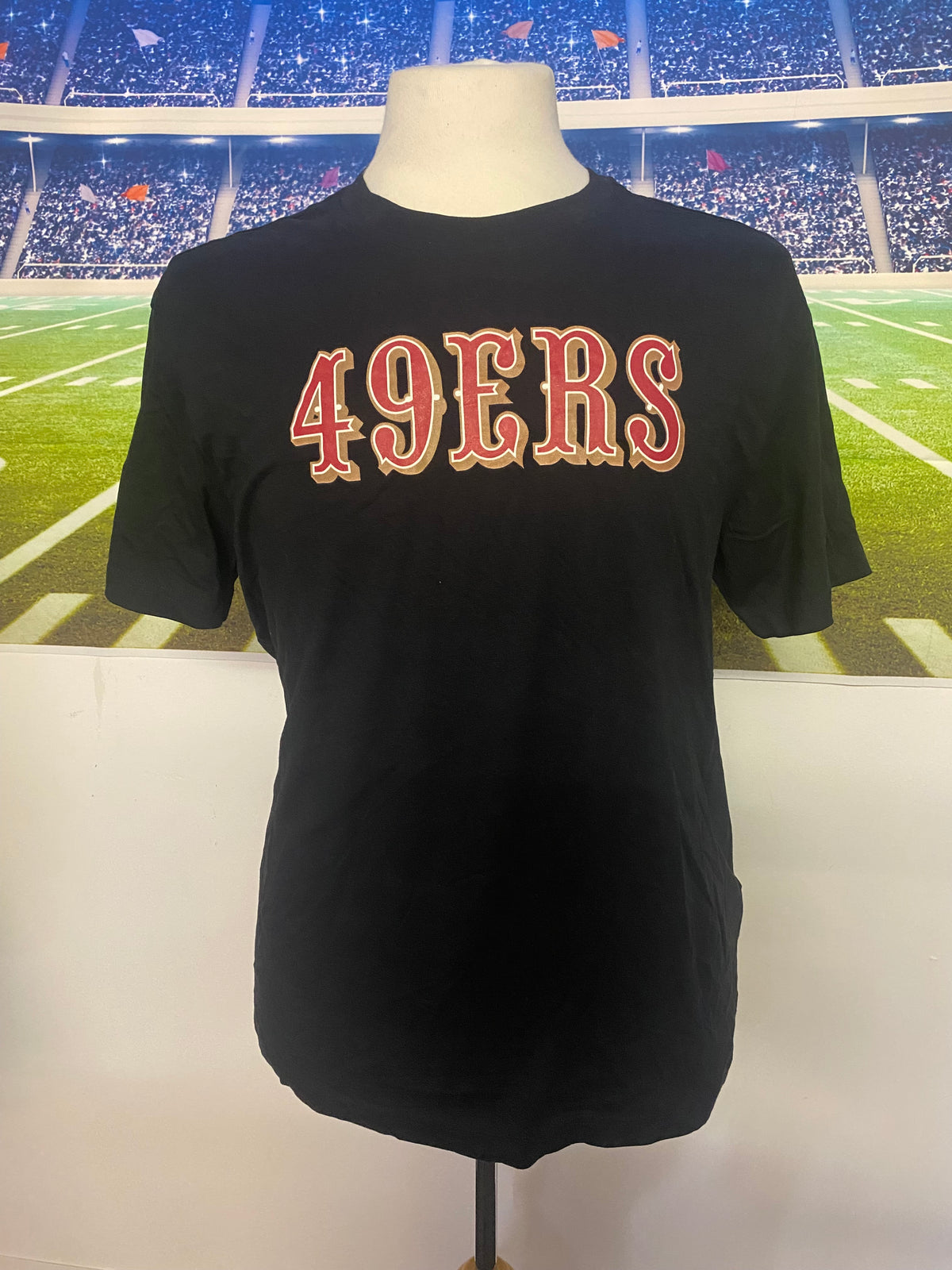 NFL San Francisco 49’ERS American Football black t-shirt Size Large