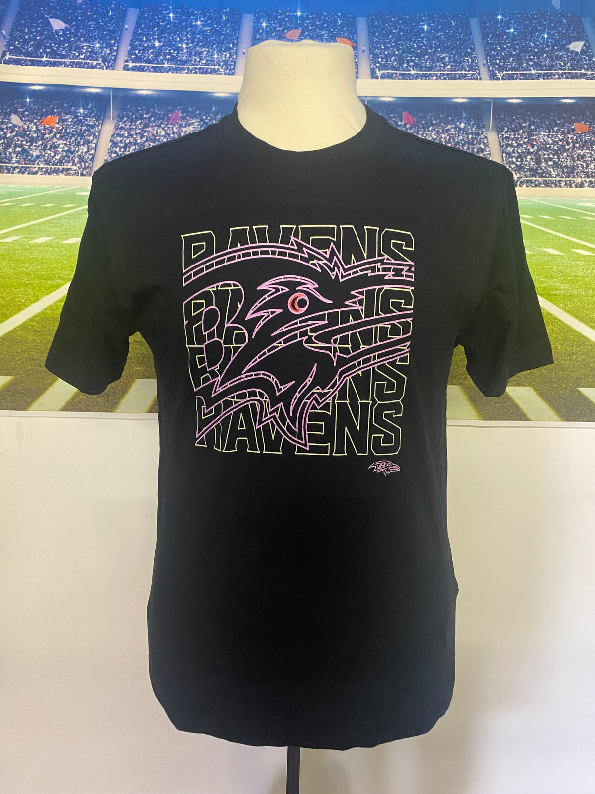 NFL Baltimore Ravens black t-shirt Size Medium