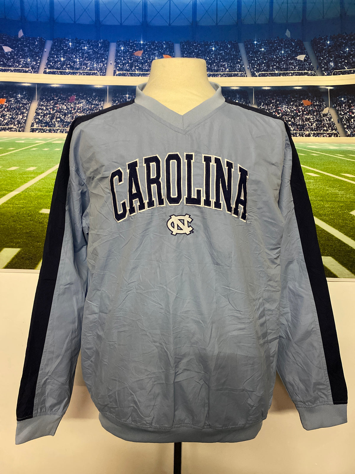 Carolina Tar Heels College warm up/dugout American Football jacket with side zip